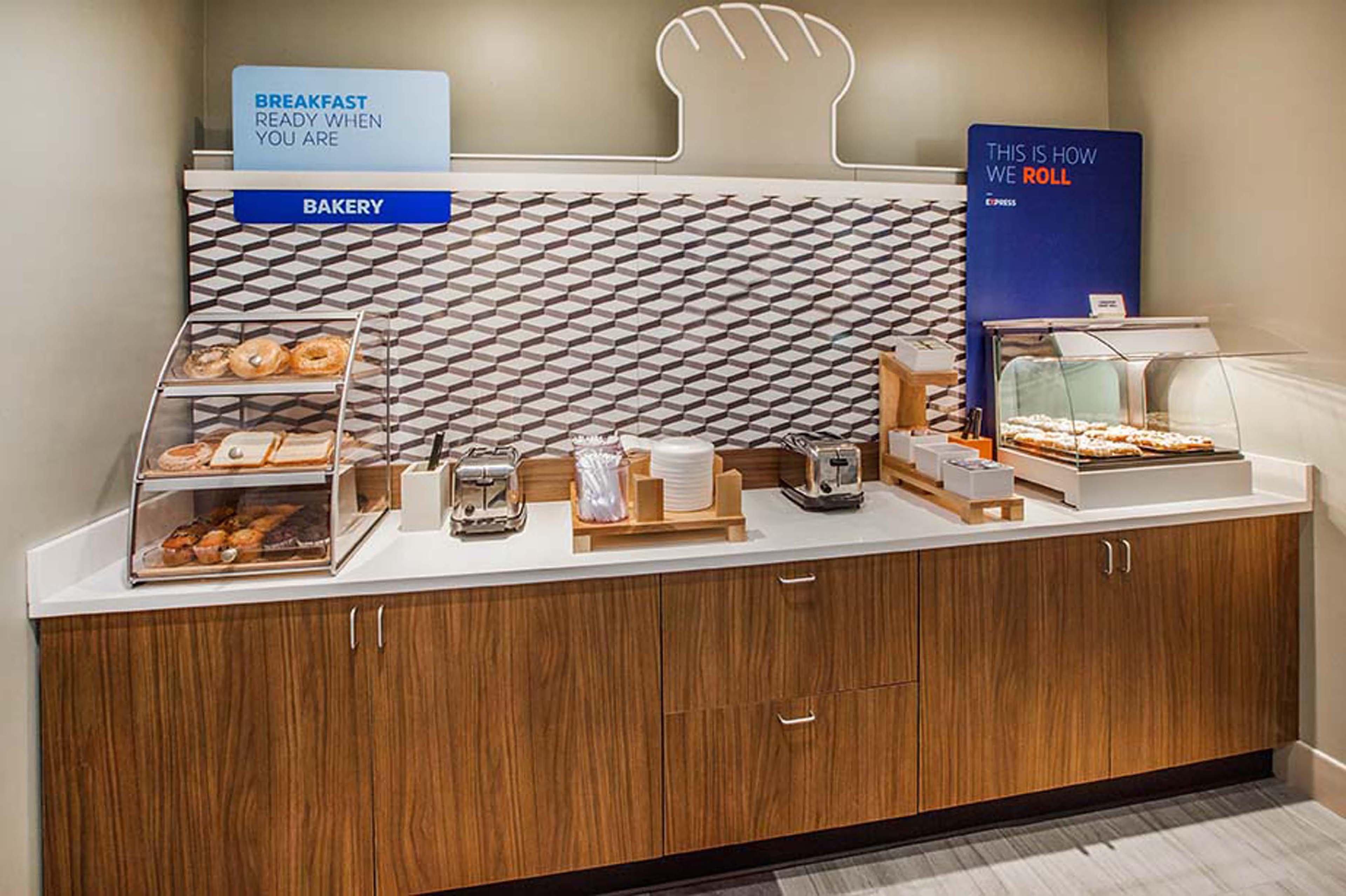 Holiday Inn Express Hotel & Suites Raleigh North - Wake Forest By Ihg Luaran gambar