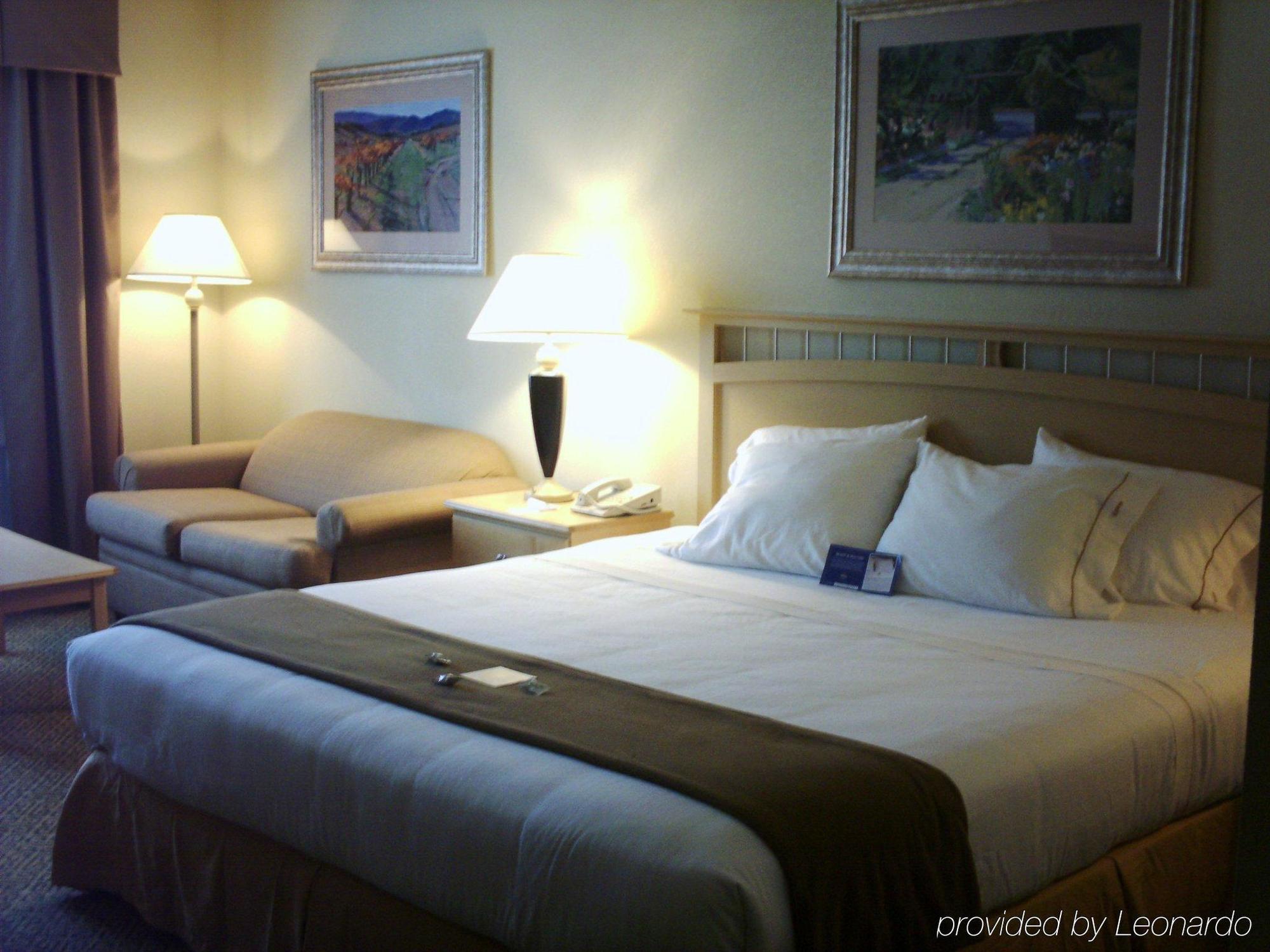 Holiday Inn Express Hotel & Suites Raleigh North - Wake Forest By Ihg Bilik gambar